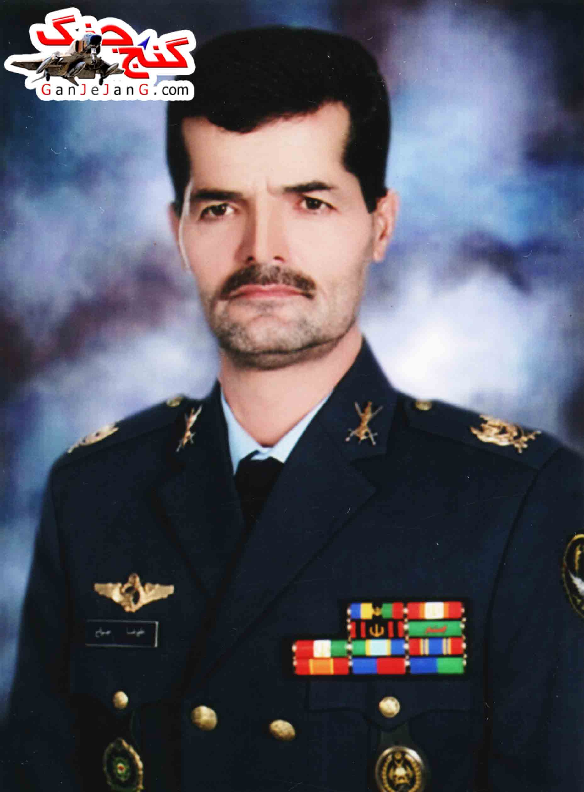 علیرضا جراح، یکی از خاص ترین خلبانان جنگنده تامکت